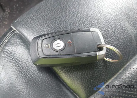 2020 Ford F150 Lariat z USA, uszkodzony, nr VIN 1FTEW1C56LFA22670